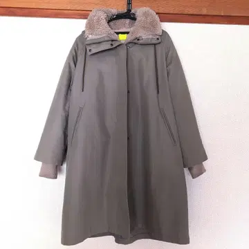 WCJ 에코 퍼 라이너 부착 발수 코트