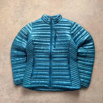 파타고니아 울트라 라이트 다운 자켓 스카이블루