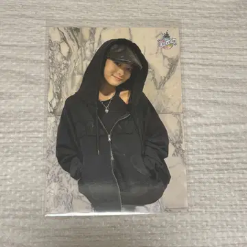 GENIC 우이 유라리 브로마이드