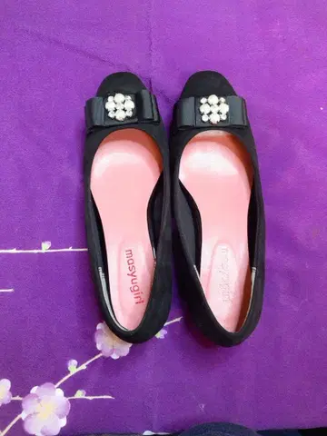 masyugirl 블랙 리본 포함 펌프스