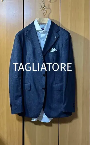 TAGLIATORE 48/7R 플란넬 네이비 스트라이프 수트