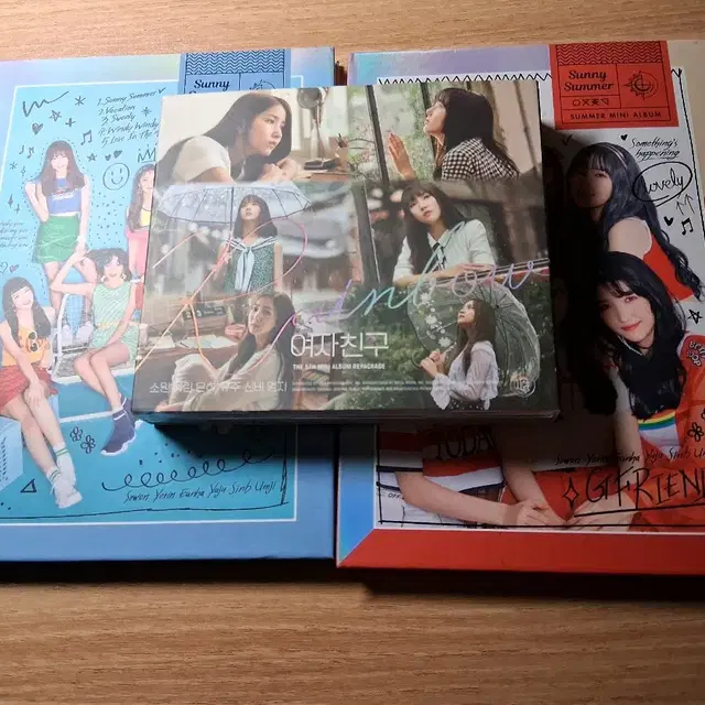 여자친구 여름비& 여름여름해 파랑 개봉앨범 +덤 빨강 개봉앨범