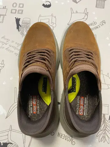 SKECHERS Slip-Ins 브라운 캐주얼 스니커즈