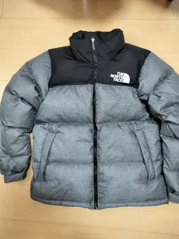 THE NORTH FACE 다운 자켓 블랙/그레이 (하자품)