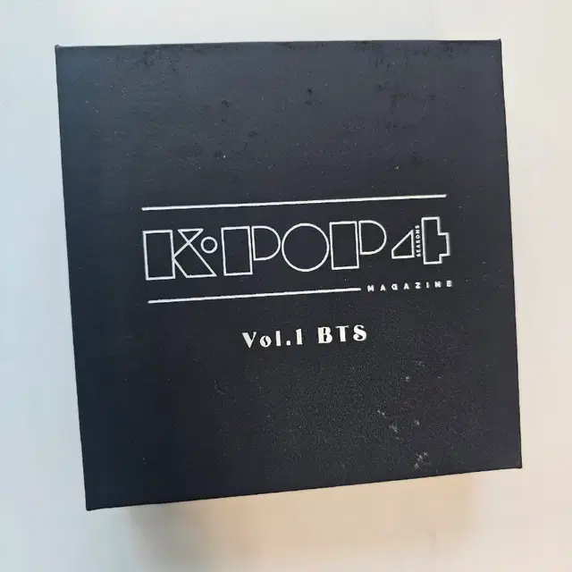 방탄소년단 kpop4 seasons magazine 군번줄,귀걸이
