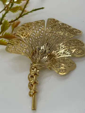 골드 부채꼴 귀여운 브로치(1136)