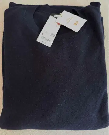 유니클로 UNIQLO 캐시미어 니트 XL 네이비 미사용 새상품