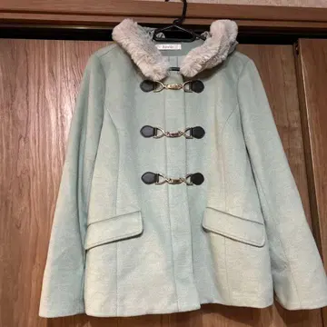 민트 그린 색상 더플 코트!