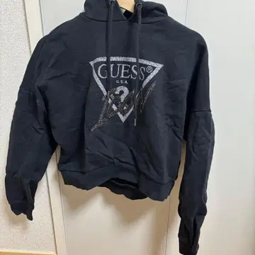 GUESS 아이콘 블랙 크롭 후드티 XS