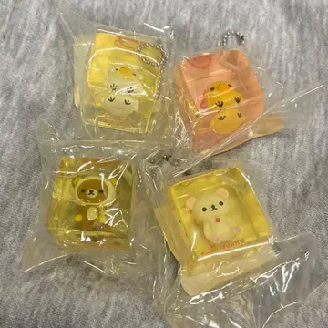 리락쿠마 클리어 큐브 키 체인 키링