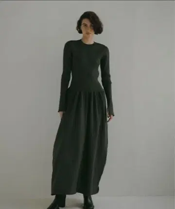 ETRE TOKYO 타이트 리브 벨 니트 원피스 / 블랙 / M