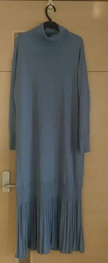 택 포함 새상품 내추럴 뷰티 베이직 니트 터틀넥 원피스 M