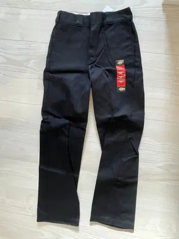 874 스트레이트 핏 팬츠 블랙