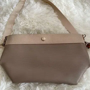 탑카피 베이지 합성 피혁 숄더백