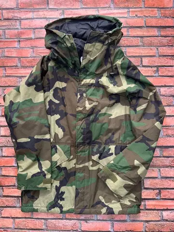 카모플라주 밀리터리 자켓 USA 후드 부착