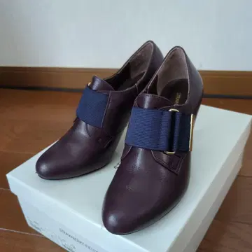 연말 세일 스트로베리 필드 와인색 숏부츠 부티 22cm