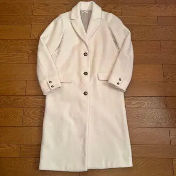 RESEXXY 화이트 롱 코트