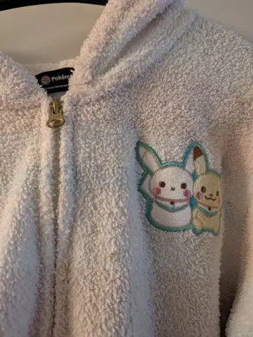 포켓몬 플리스 룸웨어