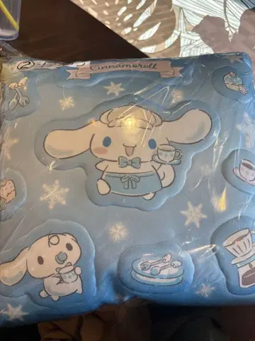 시나모롤 시나몬 롤 뽑기 제일복권 리프 쿠션 뽑기