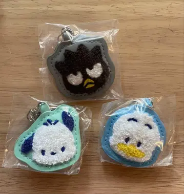 산리오 사가라 자수 키링 포차코 배드마츠마루 오리의 페클