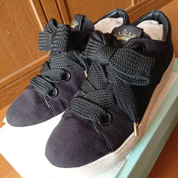 TOCCA 빅 리본 스니커즈