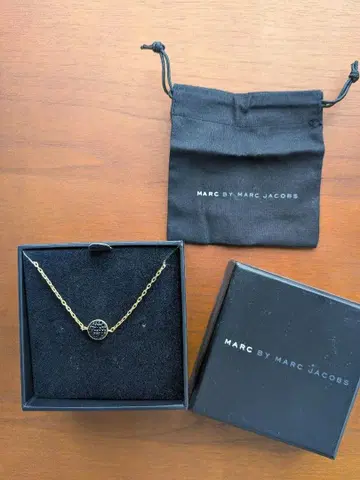 마크 바이 마크 제이콥스 골드 팔찌