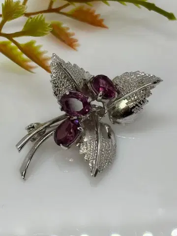 천연 자수정/잎 모양의 보라색 스톤 브로치 (1140)