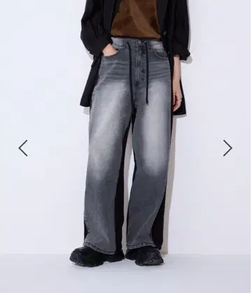 지나시스 맨투맨 도킹 데님