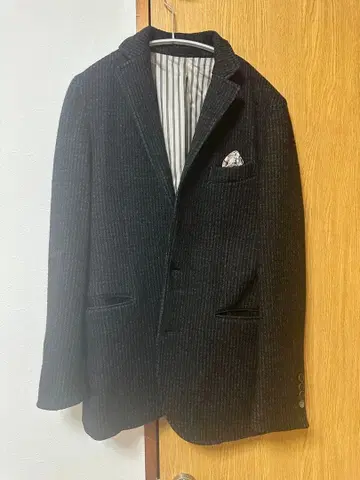 Distinction 테일러드 자켓 블랙 스트라이프