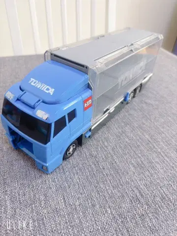 토미카 수납 트럭 파랑