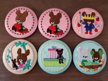 곰돌이 자수 캔뱃지