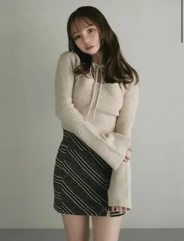 andmary Anita 리본 니트 탑스 베이지