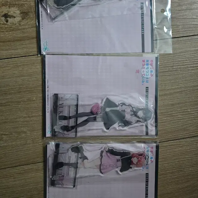 내청코 아크릴스탠드 판매합니다.