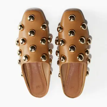 즉시 완판 아이템 H&M 베이지 뮬 샌들 24.5