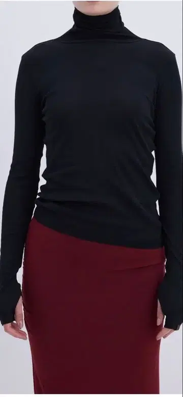 시어 코튼 터틀넥 니트