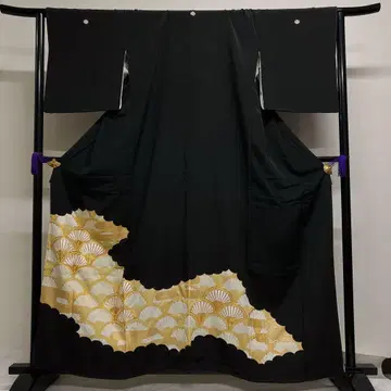 검은색 토메소데 오츠츠몬 자수 금마자수 국화 금채 기모노 123tz