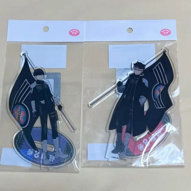 괴수8호 호시나 나루미 깃발 아크릴 스탠드