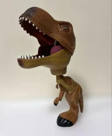 공룡 테라노자우루스 완구