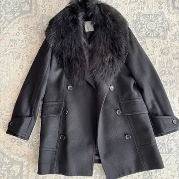 DAMA collection 블랙 더블 브레스트 피 코트