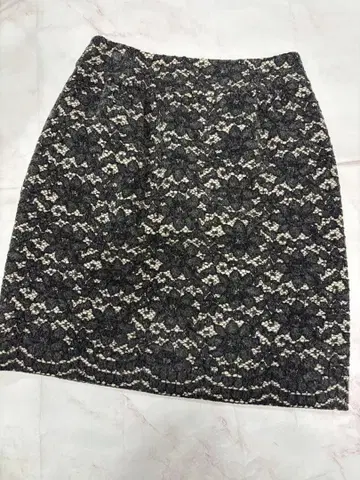M.S GRACY 레이스 패턴 타이트 스커트 38 겨울용