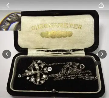 앤티크 크로스형 크리스탈 목걸이