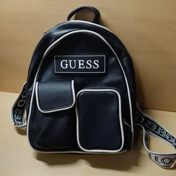 GUESS 블랙 미니 백팩
