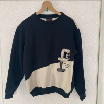 90s 산타페 santafe 자수 빅 로고 절개 트레이닝 맨투맨 새상품급