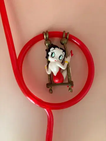 베티 붑 스트로우 포함 피규어