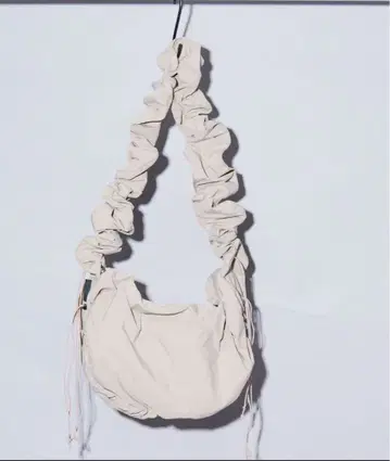 OUTDOOR PRODUCTS x Firsthand 개더 숄더백