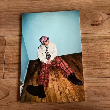 FANTASTICS 세카이 타워 레코드 패널