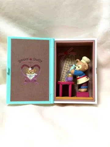 더피 20주년 피규어 더피