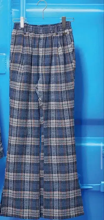 CANVY 블루 체크 팬츠