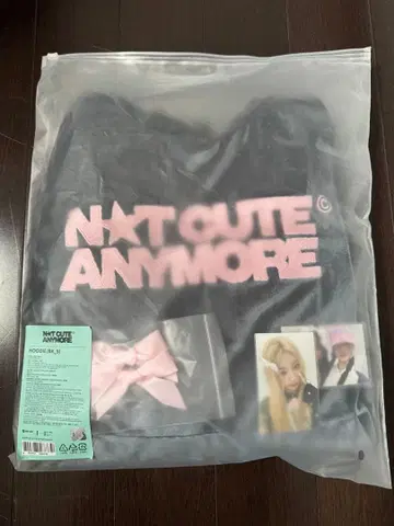 ILLIT NOT CUTE ANYMORE MD 후디 S 사이즈