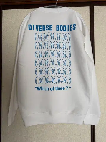 Diverse Bodies 맨투맨 L 사이즈